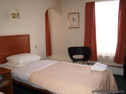 Great Western Hotel Exeter Room photo